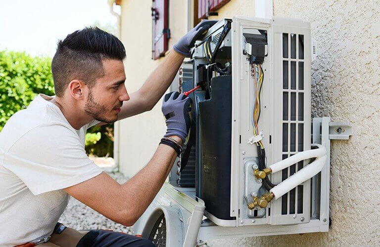 air-conditioning-repair-service-sm1
