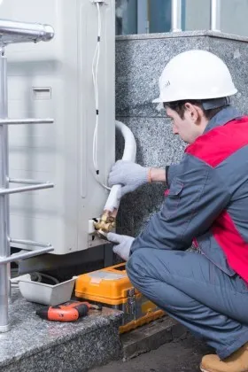 Split System Repairs Brisbane – Expert Technician