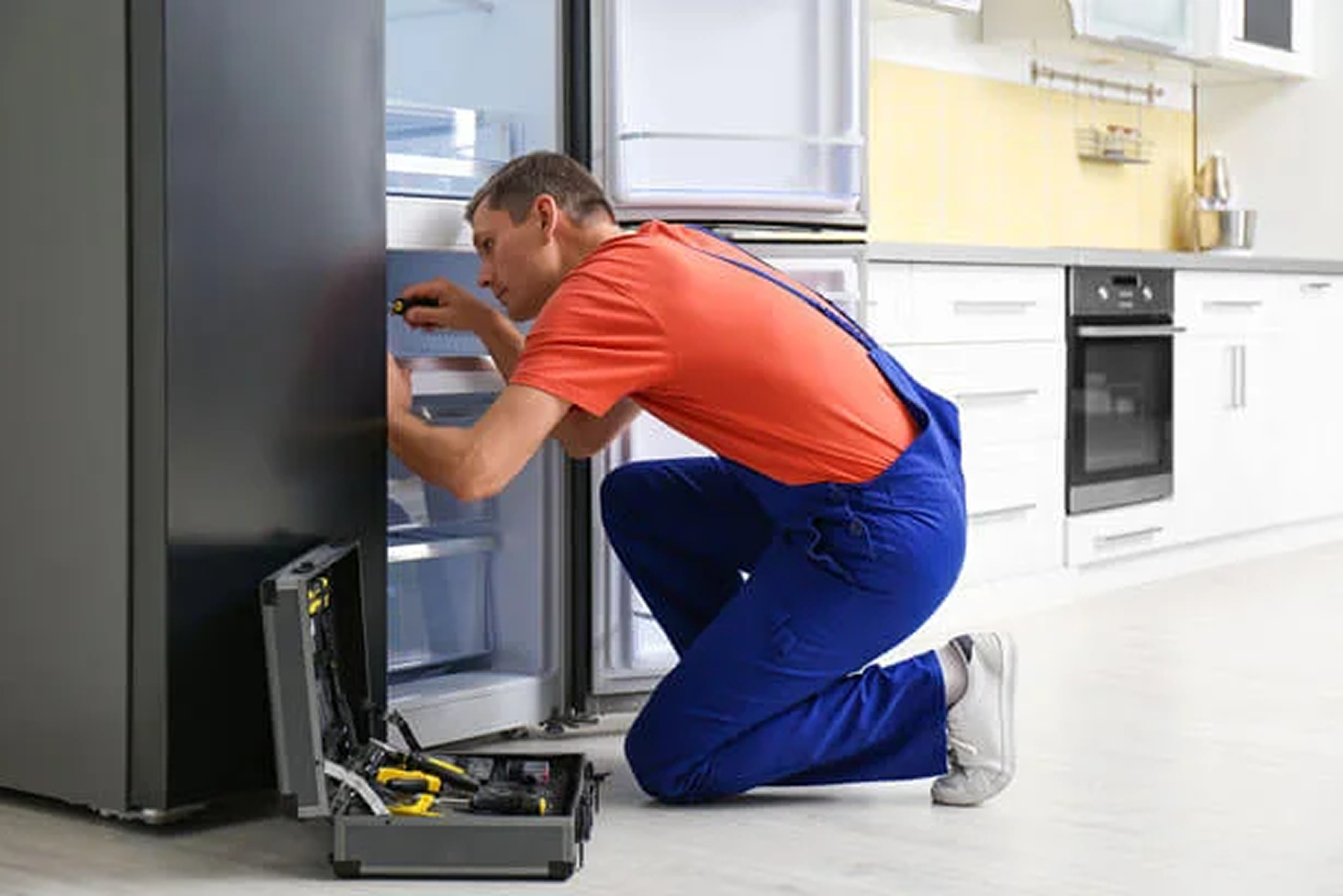 Refrigerator Repairs in Manly & Surrounding Bayside Suburbs